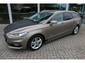 Turnier 2.0 Hybrid AHK GJR e-Klappe LED