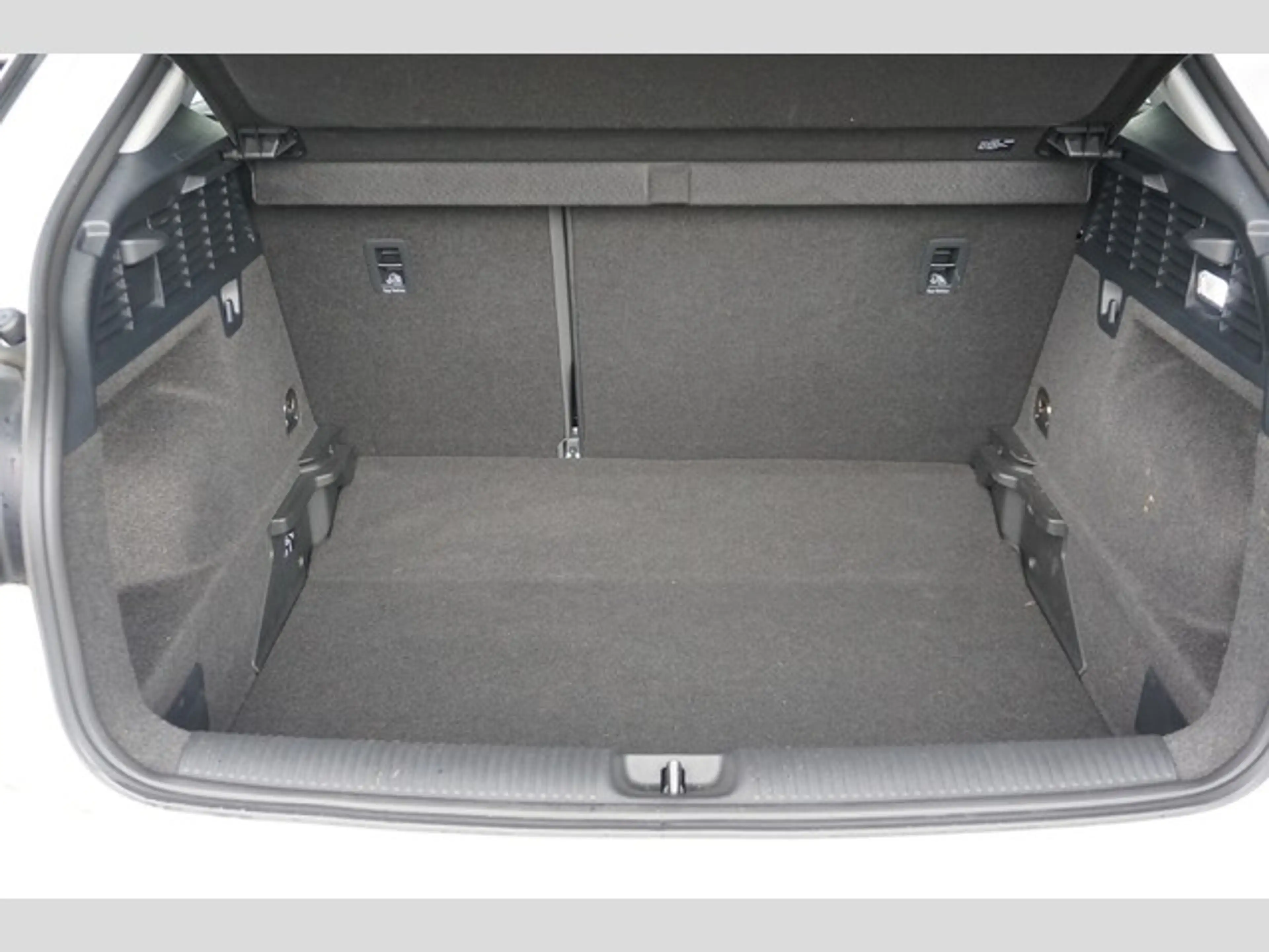 Audi Q2 35 TFSI S tronic incl.Spurhalteassistent LED Sm... — photo 20