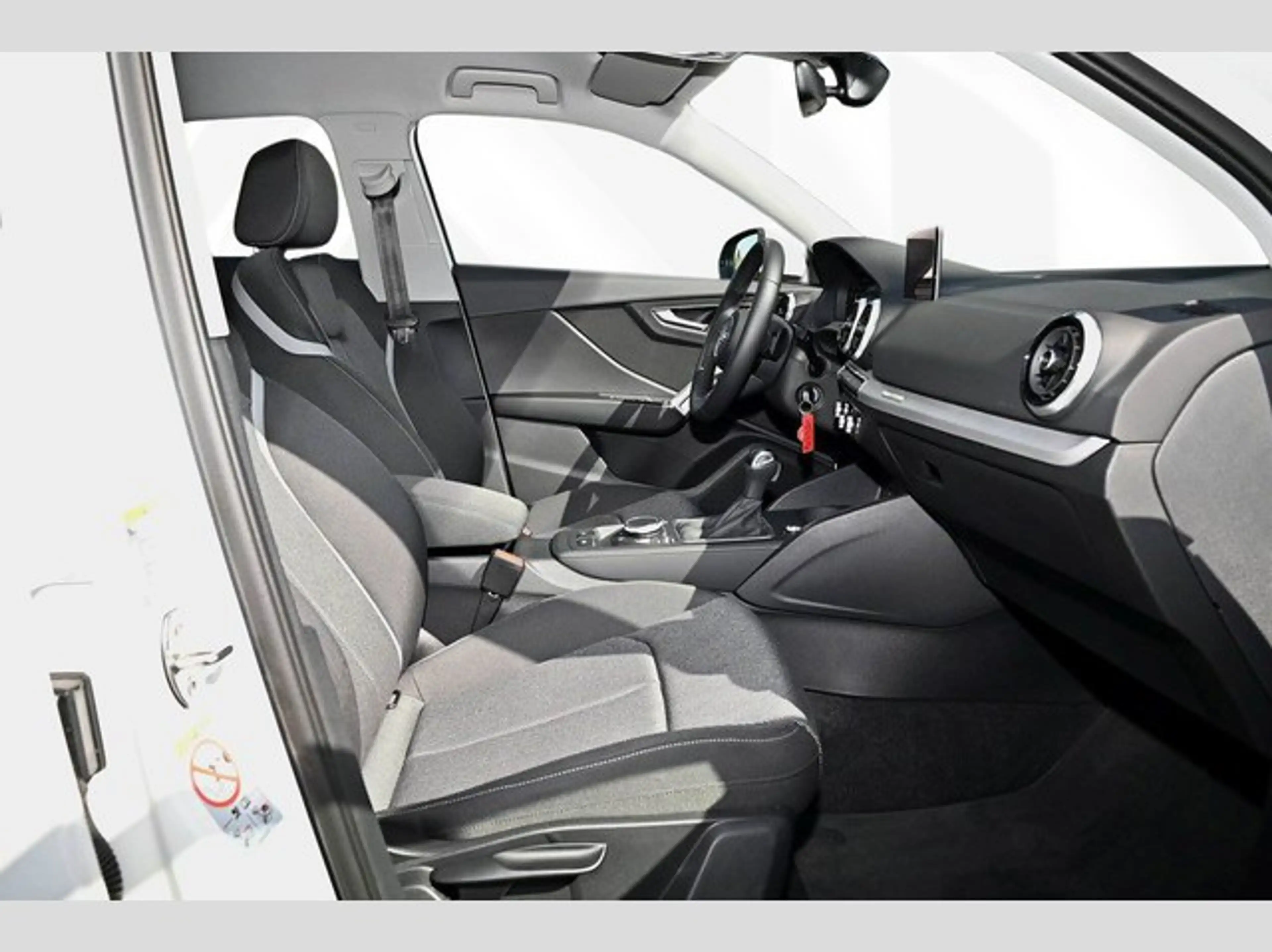 Audi Q2 35 TFSI S tronic incl.Spurhalteassistent LED Sm... — photo 6