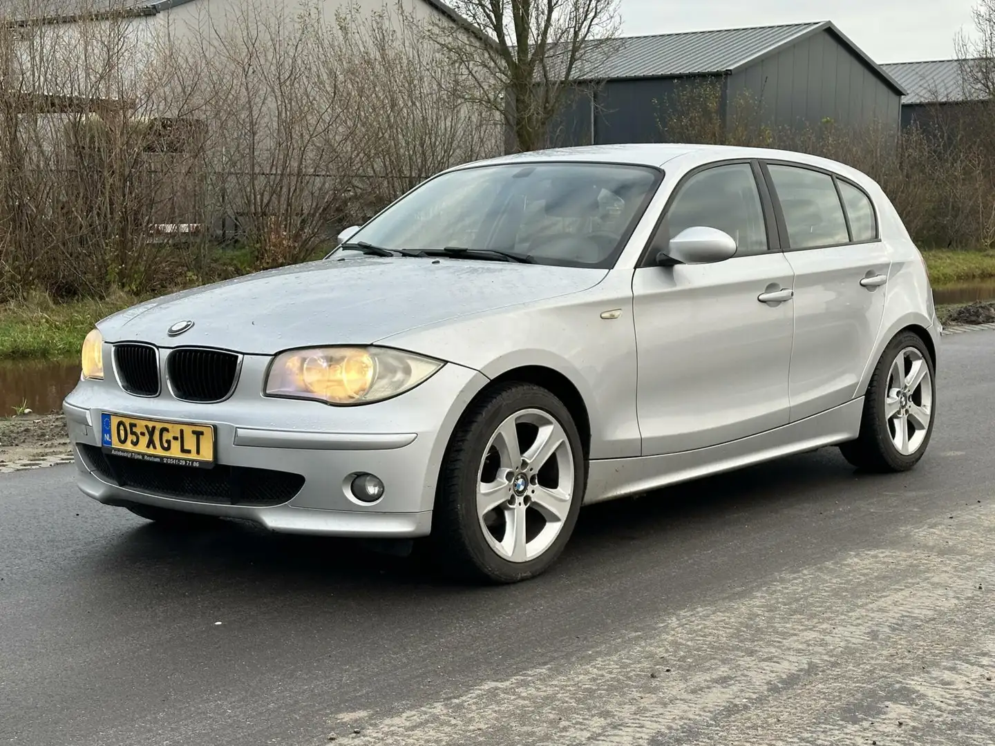 BMW 118 1-serie 118D 5-Deurs - Airco - Trekhaak - Lichtmet Grijs - 1