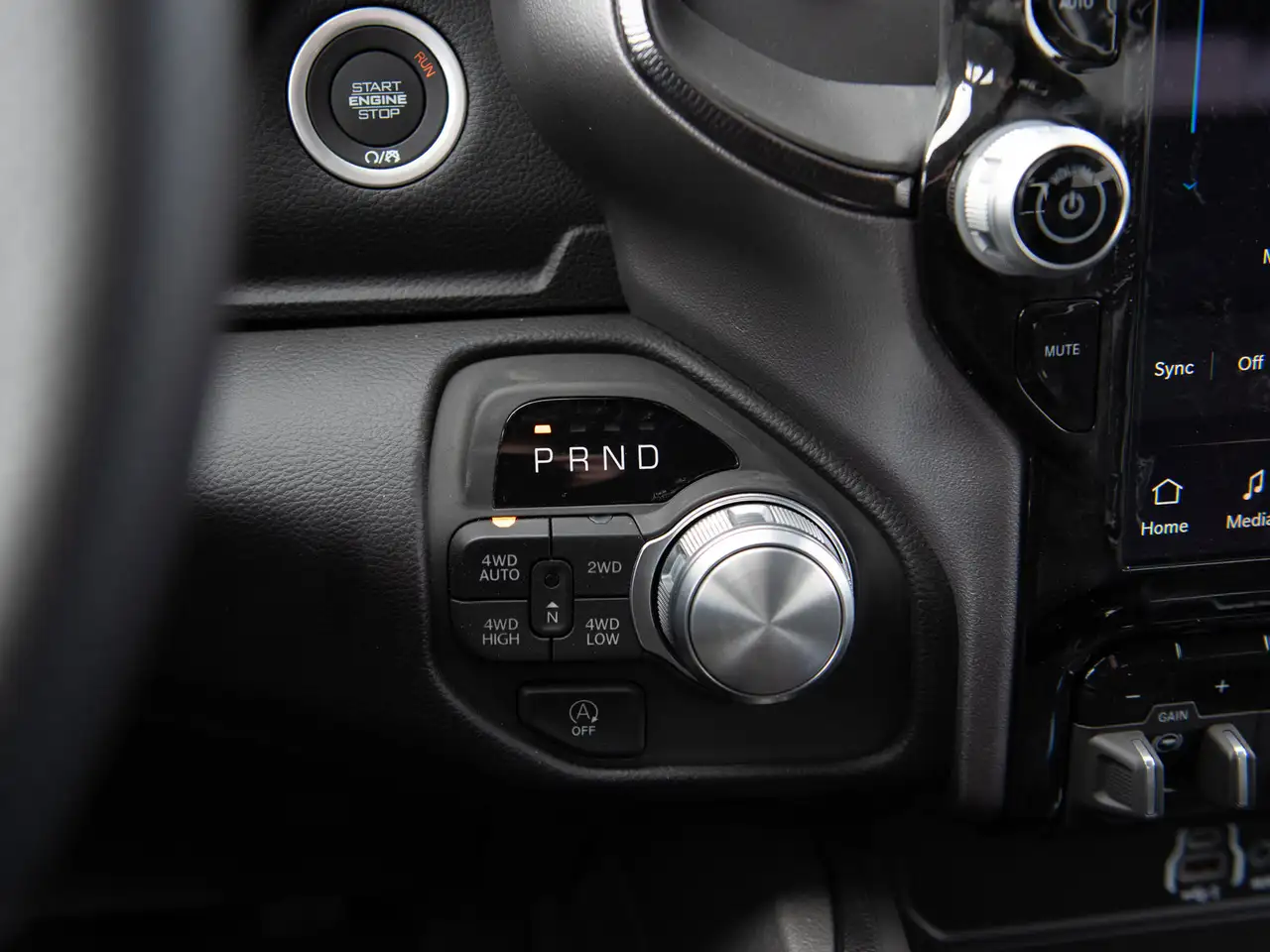RAM 1500 fotografie RAM 1500