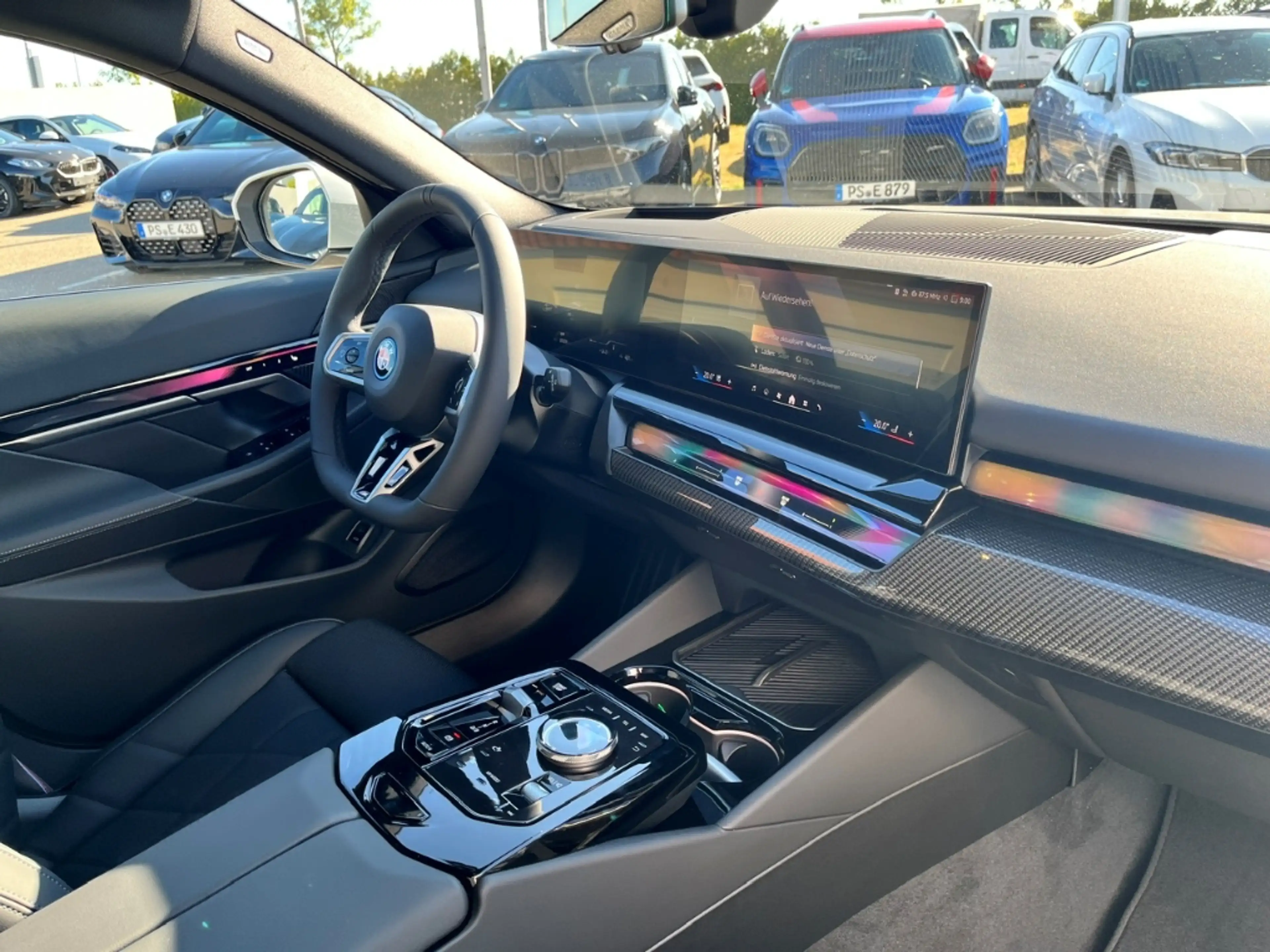 BMW i5 eDrive40 Sportpaket HUD AD AHK-el. klappb. AHK-kla — photo 8