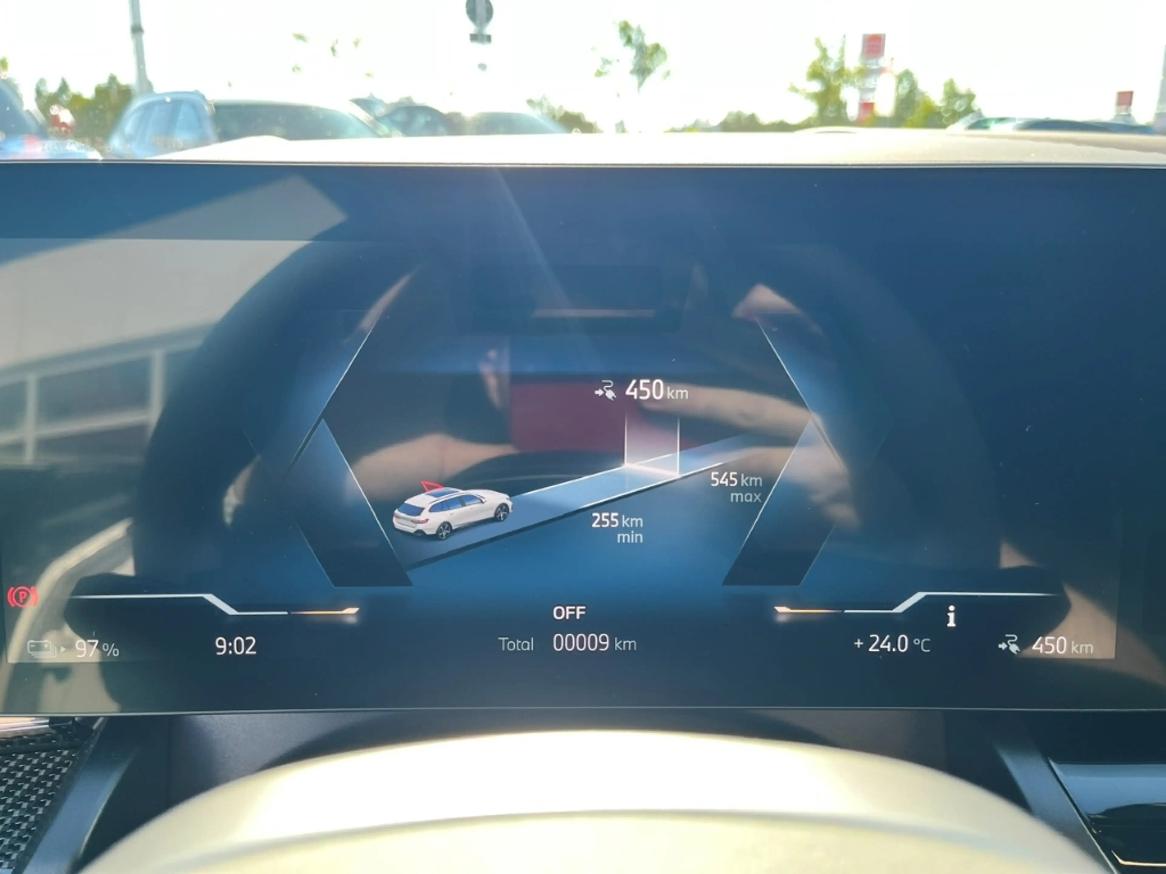 BMW i5 eDrive40 Sportpaket HUD AD AHK-el. klappb. AHK-kla — photo 10