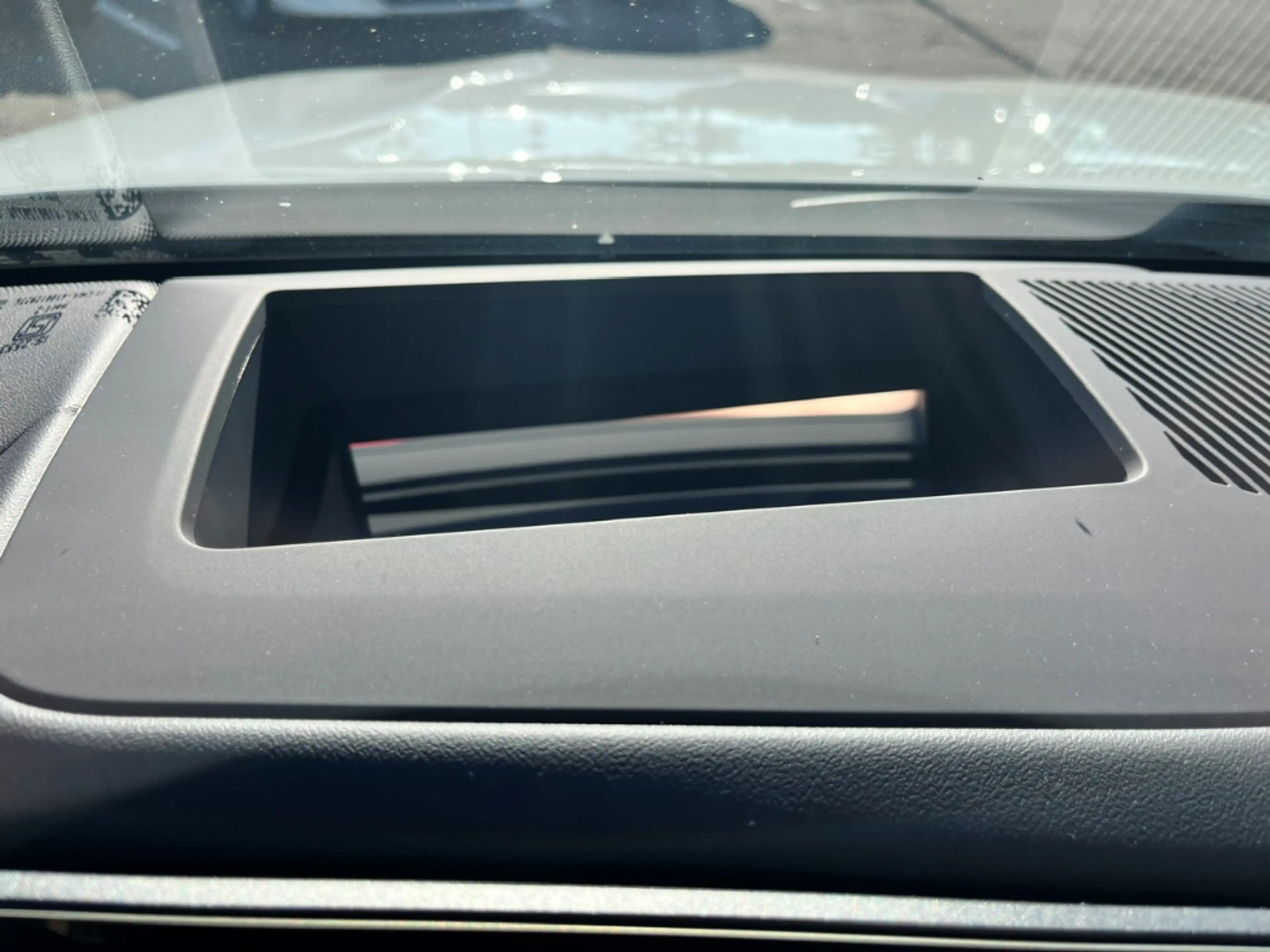 BMW i5 eDrive40 Sportpaket HUD AD AHK-el. klappb. AHK-kla — photo 11