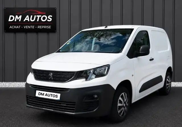 Peugeot Partner Utilitaire 1.5 bluehdi 75 premium clim radar attelage 3 places