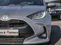 Toyota Yaris Hybrid Style PDC SHZ KAMERA ACC LED Silber - thumbnail 28