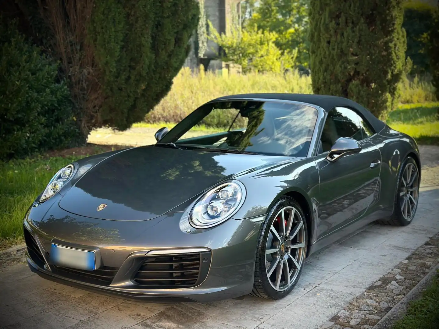 Porsche 911 991 Carrera Cabrio 3.0 PDK Gris - 1
