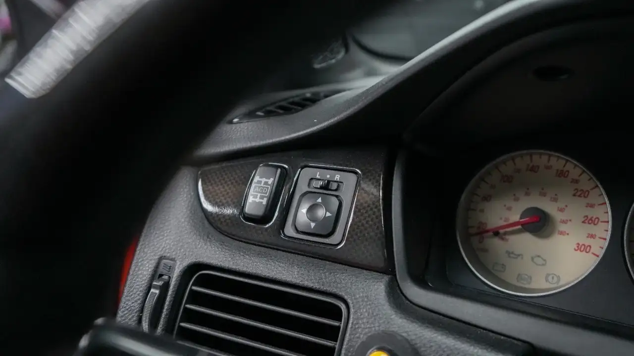 Mitsubishi Lancer снимка Mitsubishi Lancer