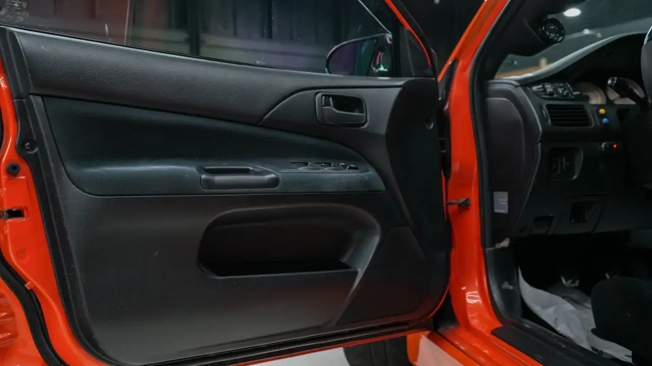 Mitsubishi Lancer снимка Mitsubishi Lancer