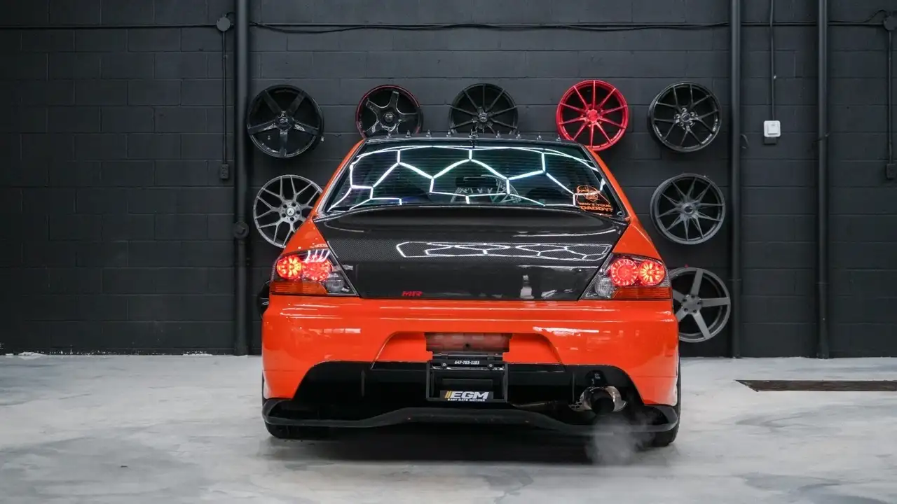 Mitsubishi Lancer снимка Mitsubishi Lancer