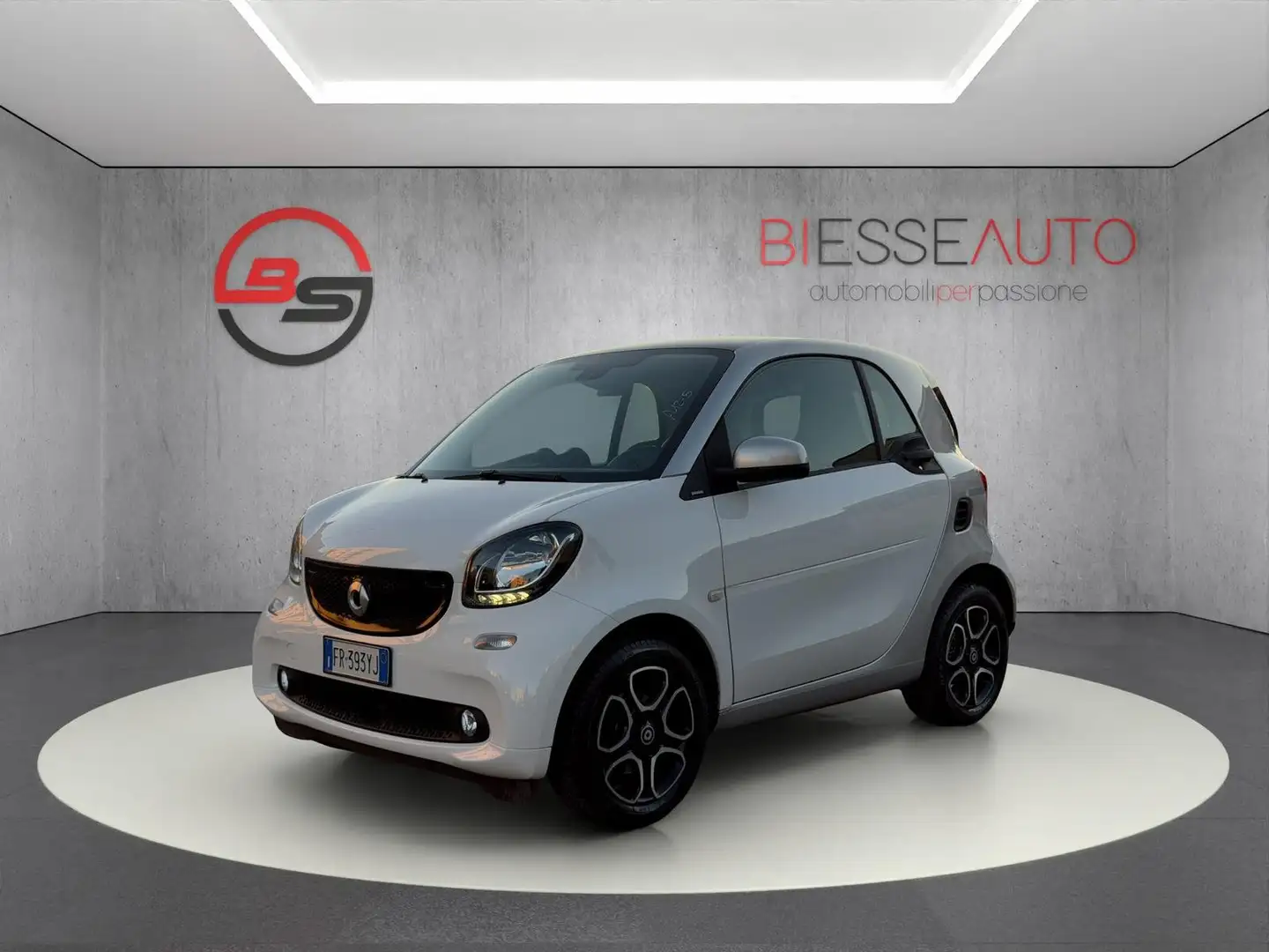 smart forTwo Fortwo1.0 Passion 71cv twinamic my18 Blanc - 1