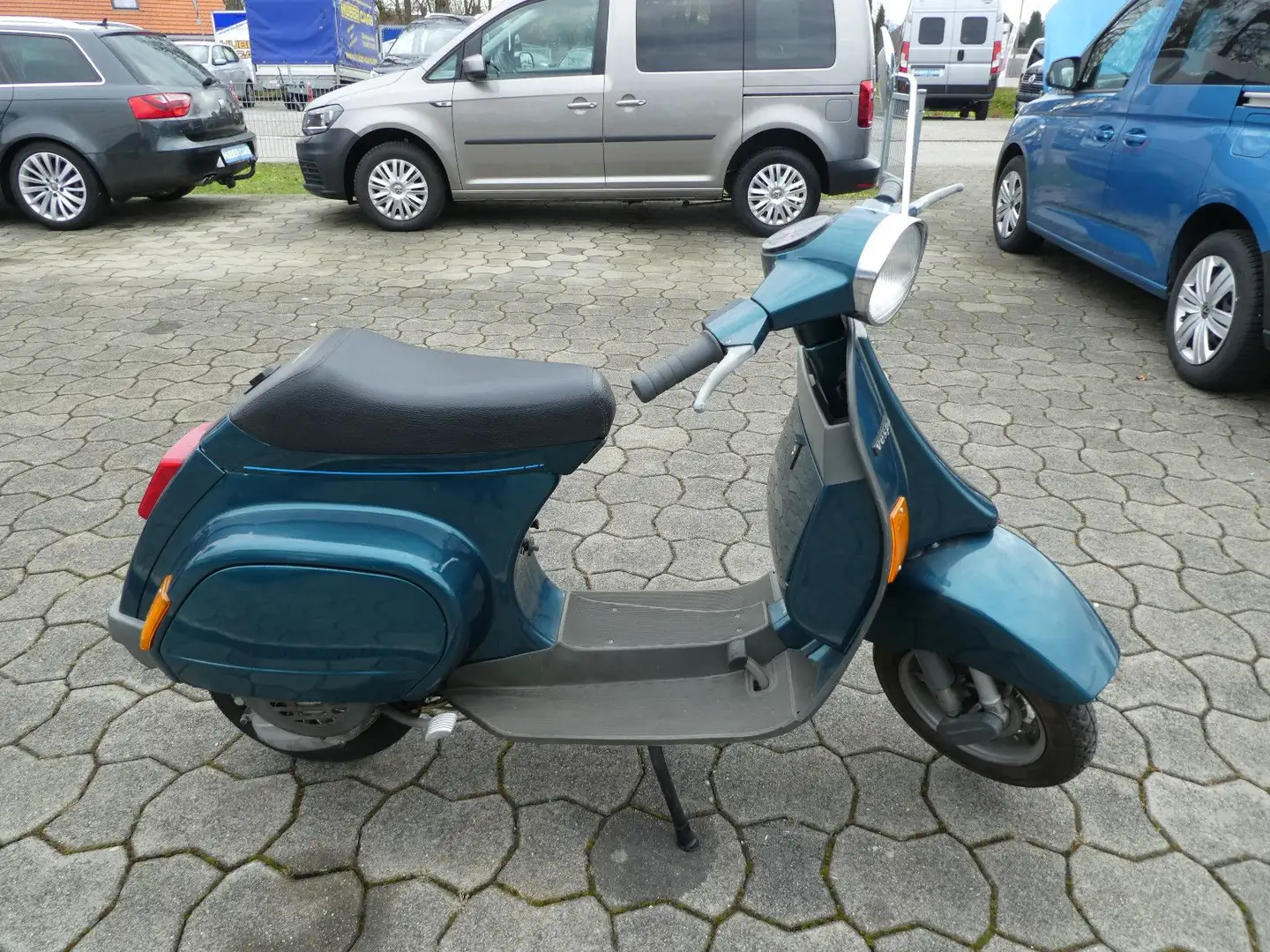 Vespa Ostali Vespa V5X5T zelena - 1