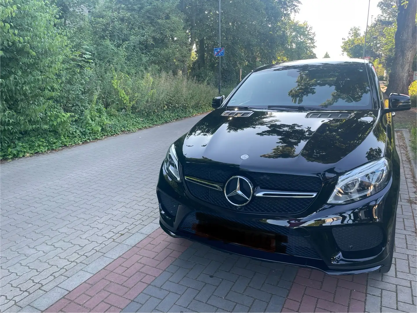 Mercedes-Benz GLE 43 AMG 57800 km Coupé neue TÜV Schwarz - 1