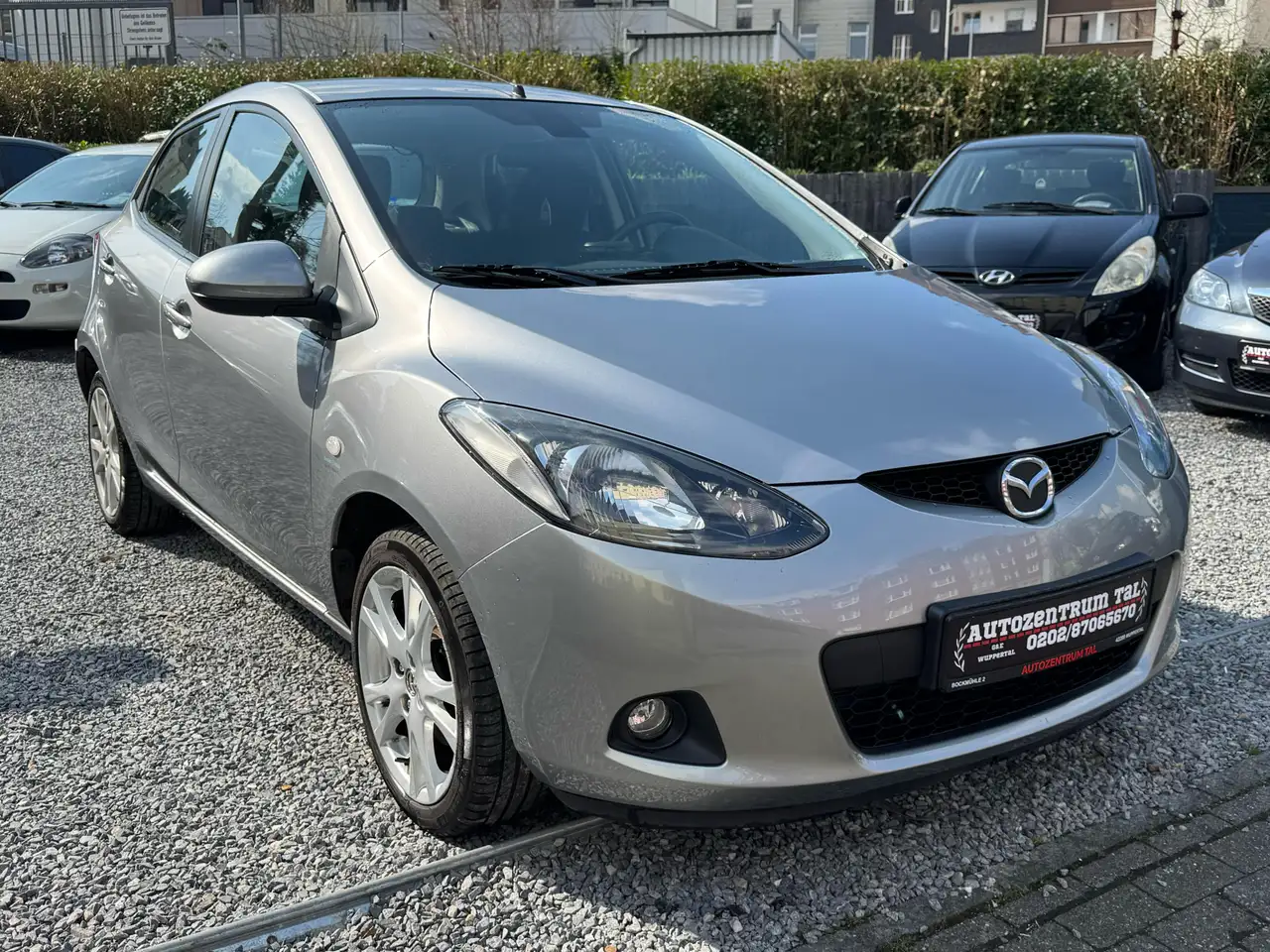 Mazda 2