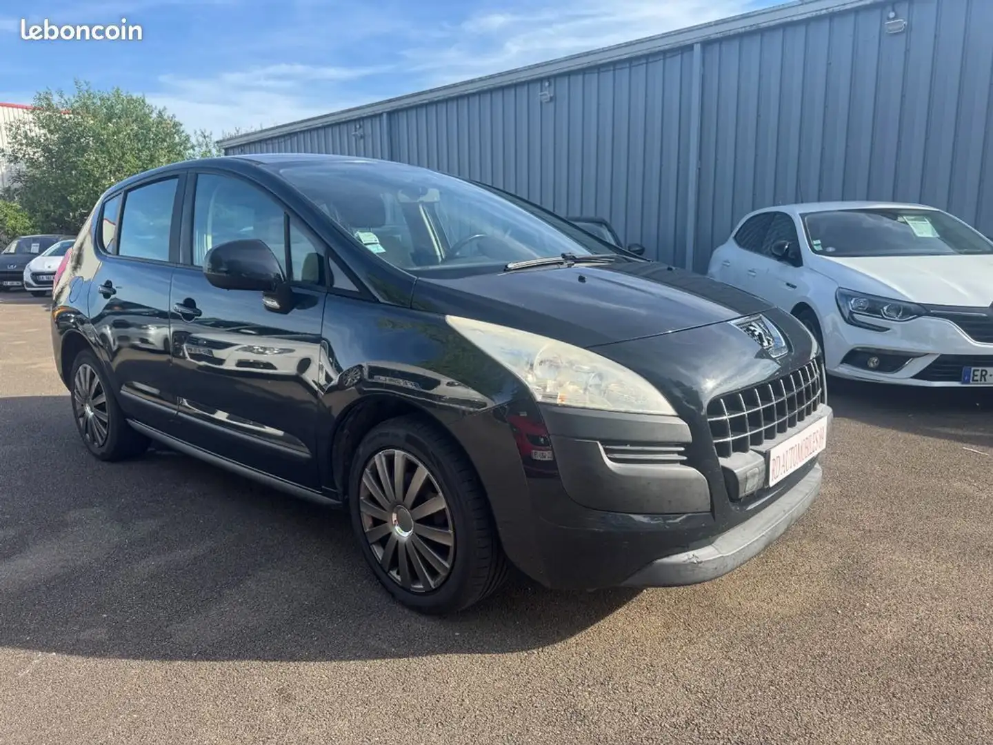 Peugeot 3008 1.6 HDI 110 CH ACTIVE Gris - 2