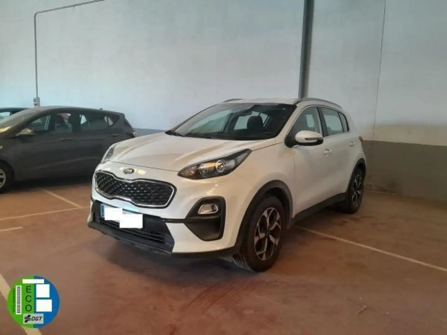 Kia Sportage 1.6 MHEV BUSINESS DCT 136CV 4X2 HIBRIDO Blanco - 1