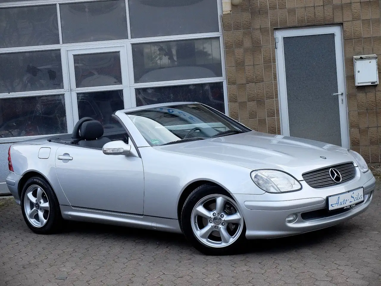 Mercedes-Benz SLK 200