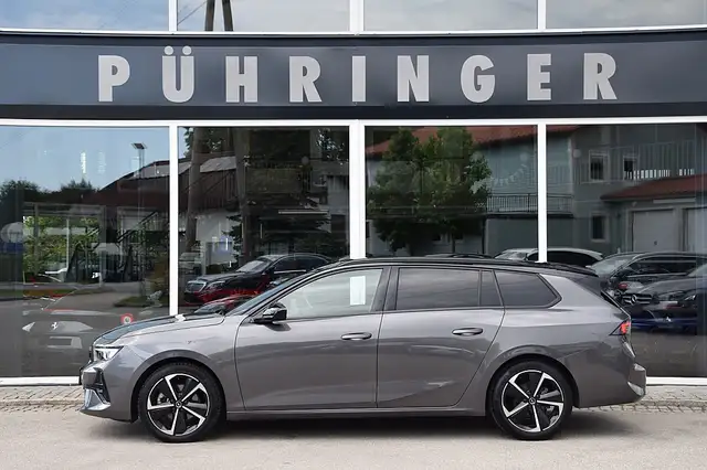 Opel Astra main image
