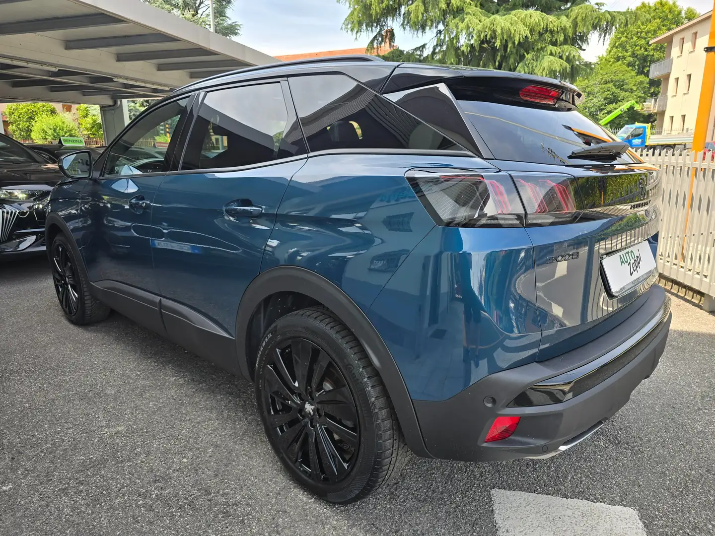 Peugeot 3008 1.5 Bluehdi 130cv GT-Pack EAT8 / 19"+CAMERA 360 Bleu - 2