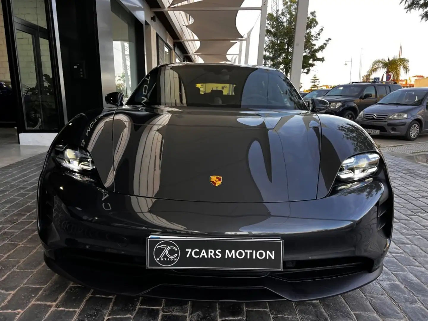 Porsche Taycan GTS Sport Turismo Gris - 1