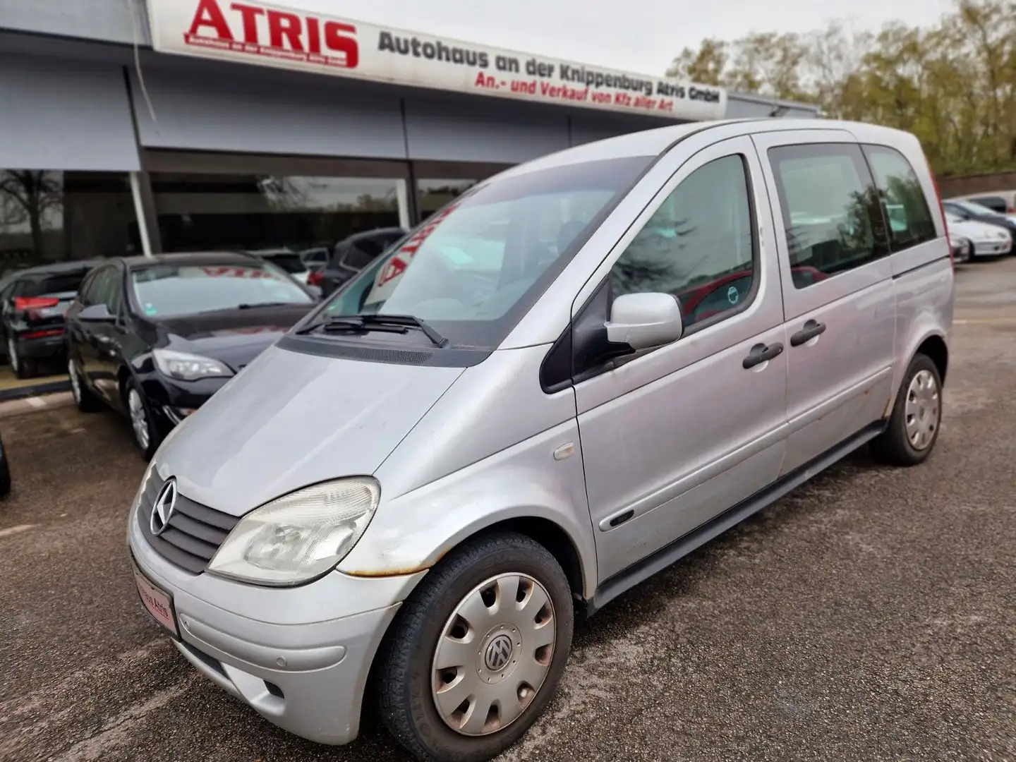 Mercedes-Benz Vaneo Compact Van 1.7 CDI Срібний - 2