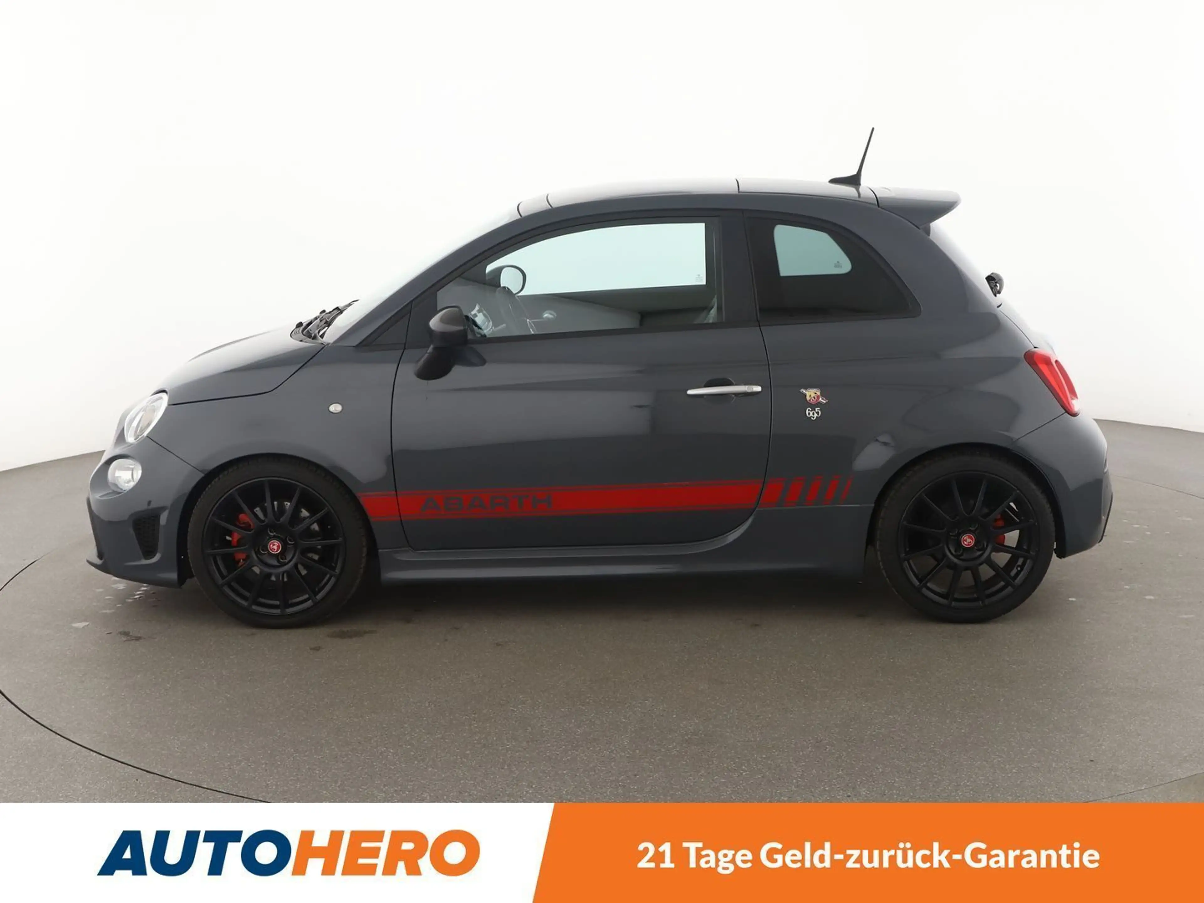 Abarth 695 1.4 Turbo XSR Yamaha Limited Edition Aut*NAVI*PDC* — photo 3