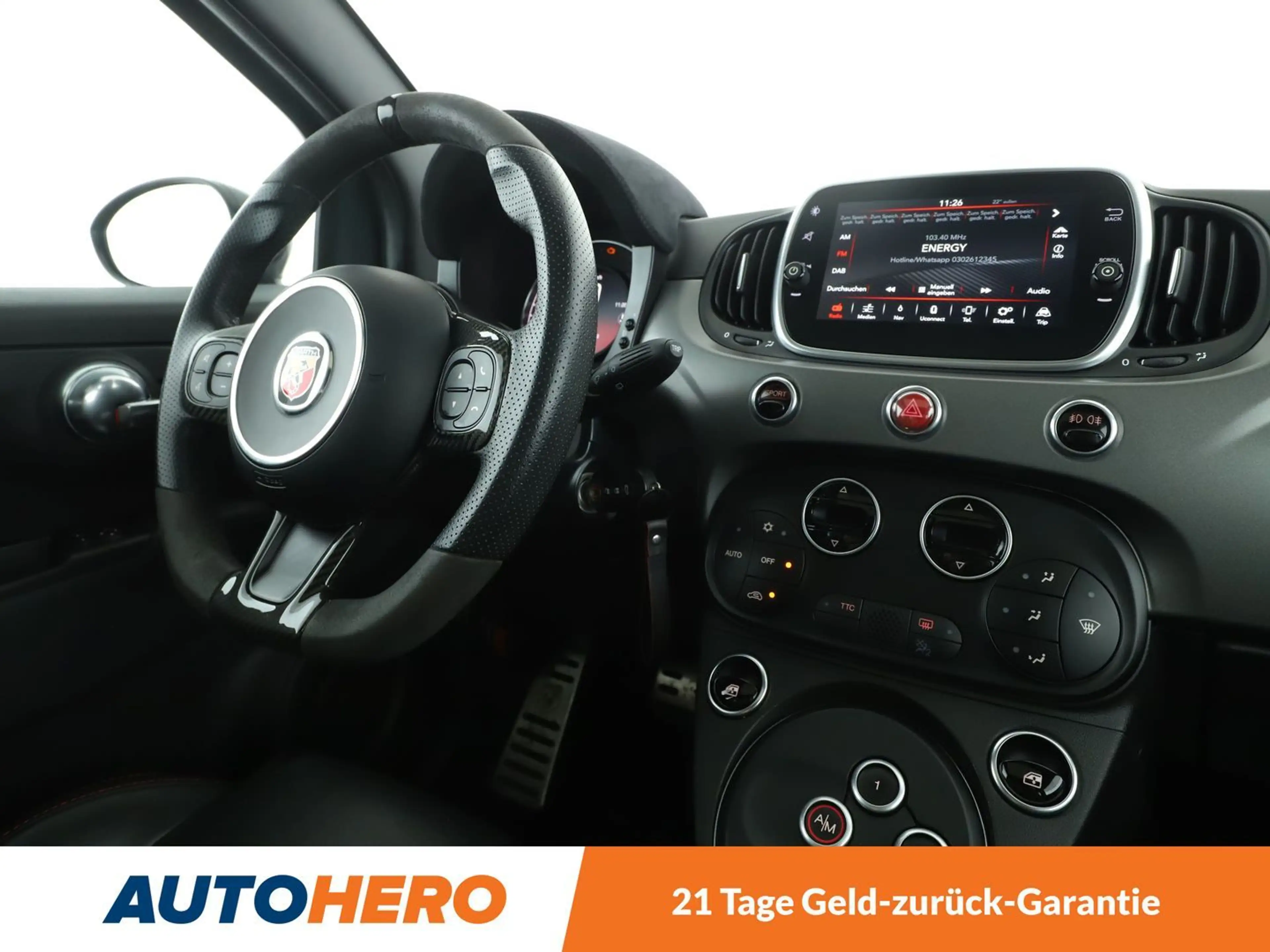 Abarth 695 1.4 Turbo XSR Yamaha Limited Edition Aut*NAVI*PDC* — photo 13