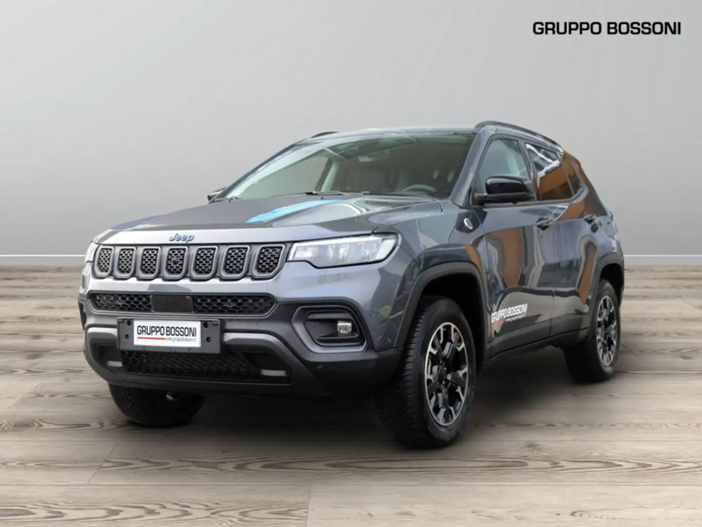 Jeep Compass 1.3 turbo t4 phev trailhawk 4xe at6 Šedá - 1