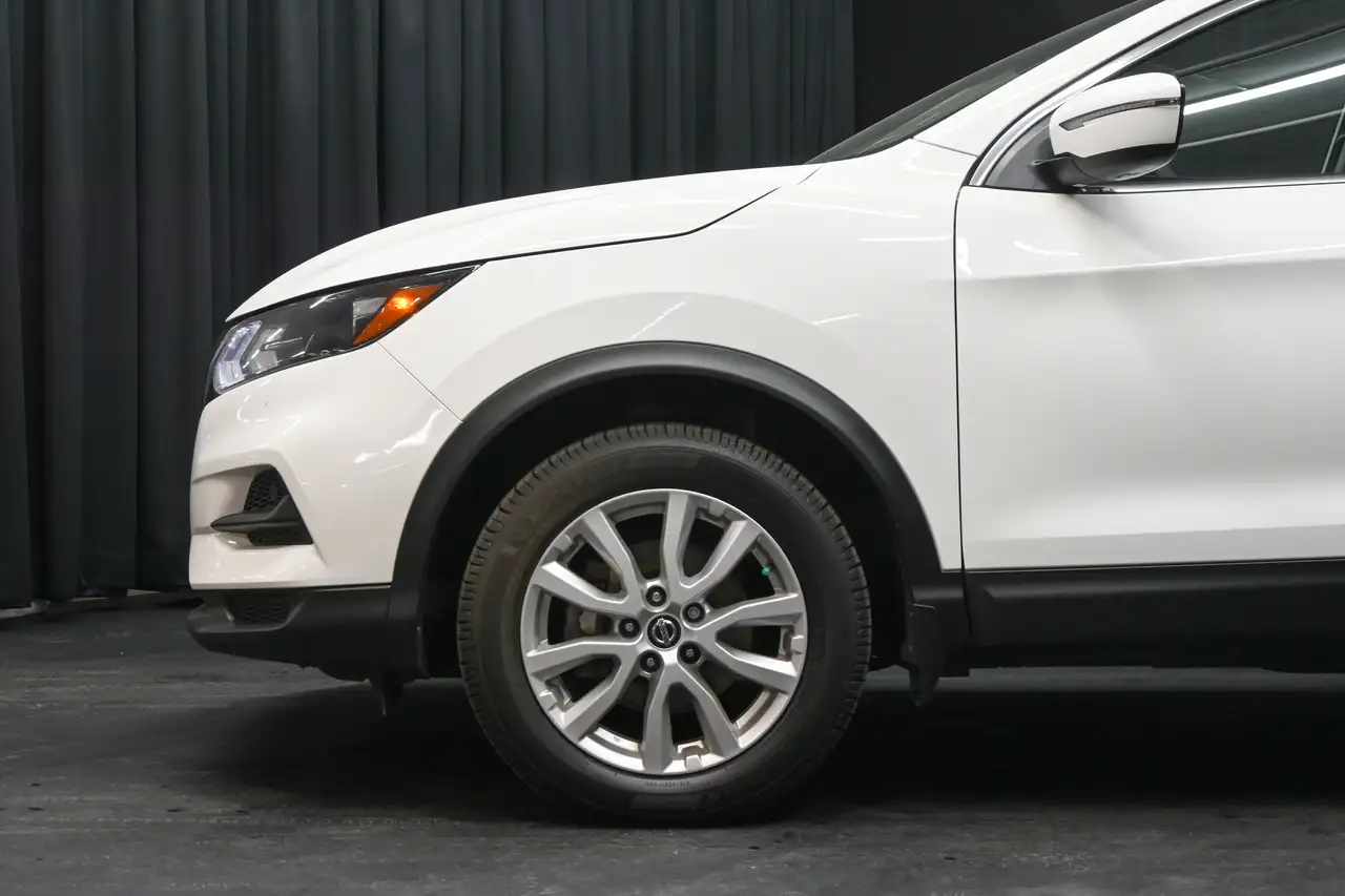 Nissan Qashqai снимка Nissan Qashqai