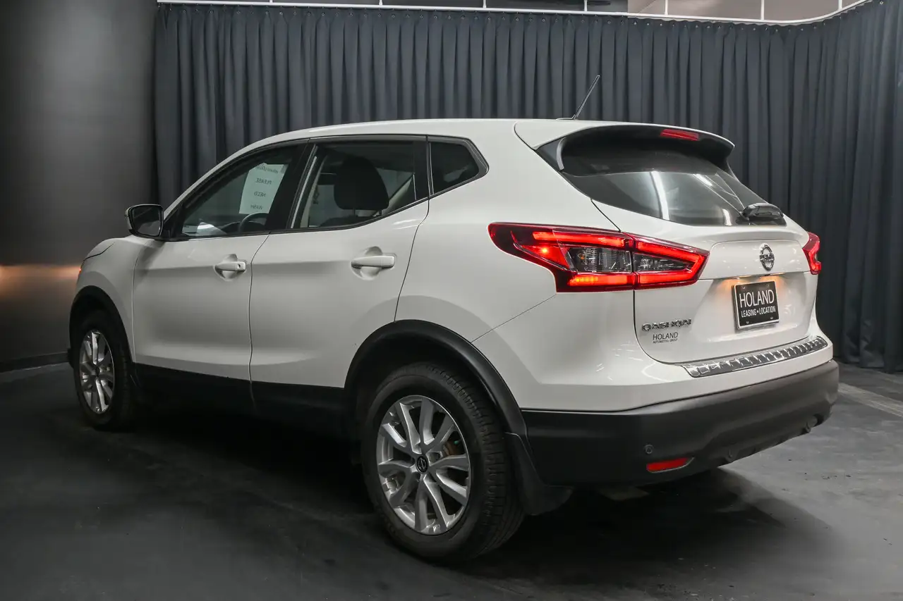 Nissan Qashqai снимка Nissan Qashqai