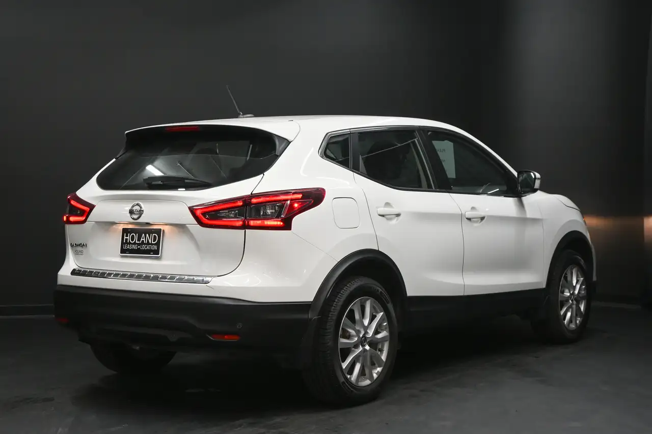Nissan Qashqai снимка Nissan Qashqai