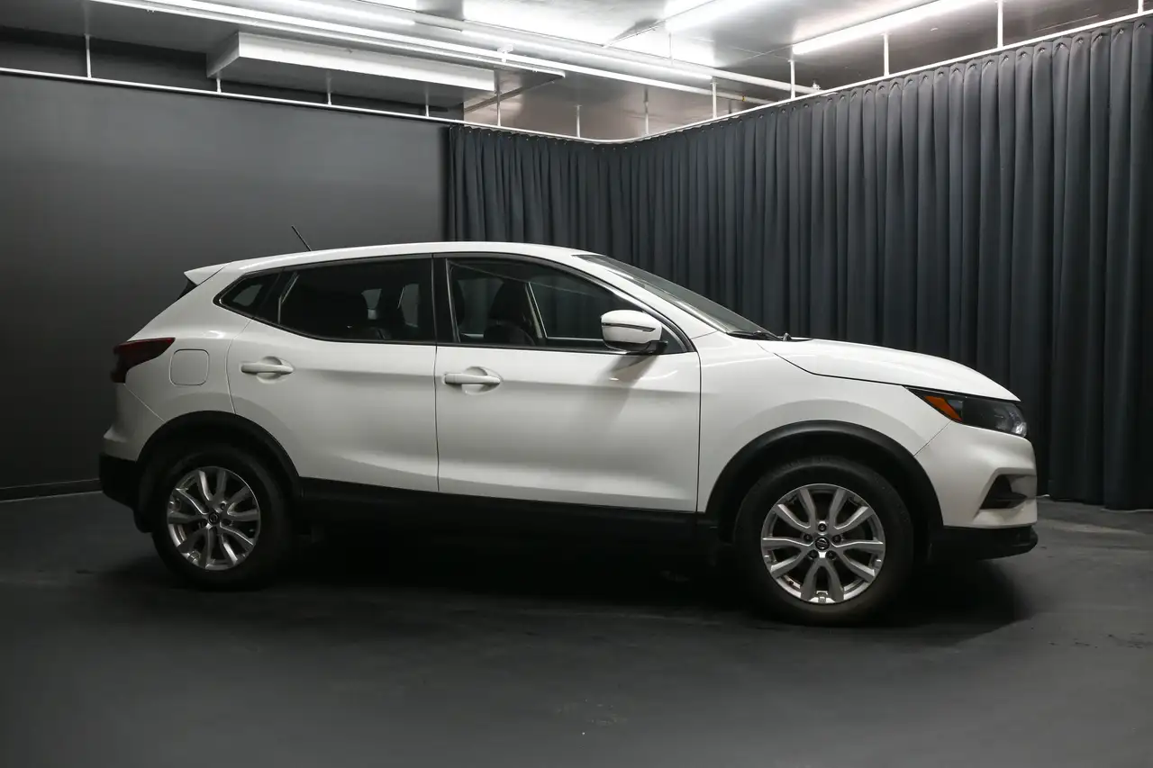 Nissan Qashqai снимка Nissan Qashqai