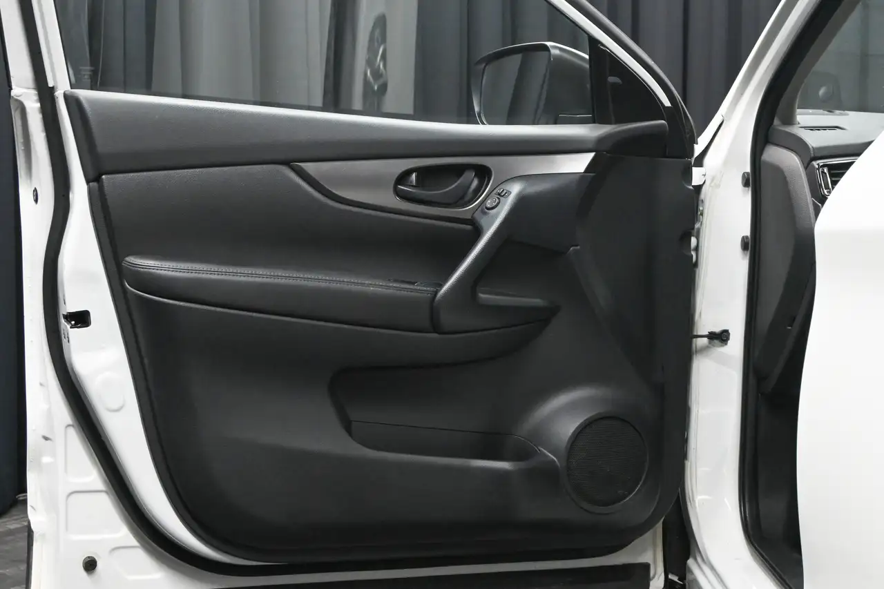Nissan Qashqai снимка Nissan Qashqai