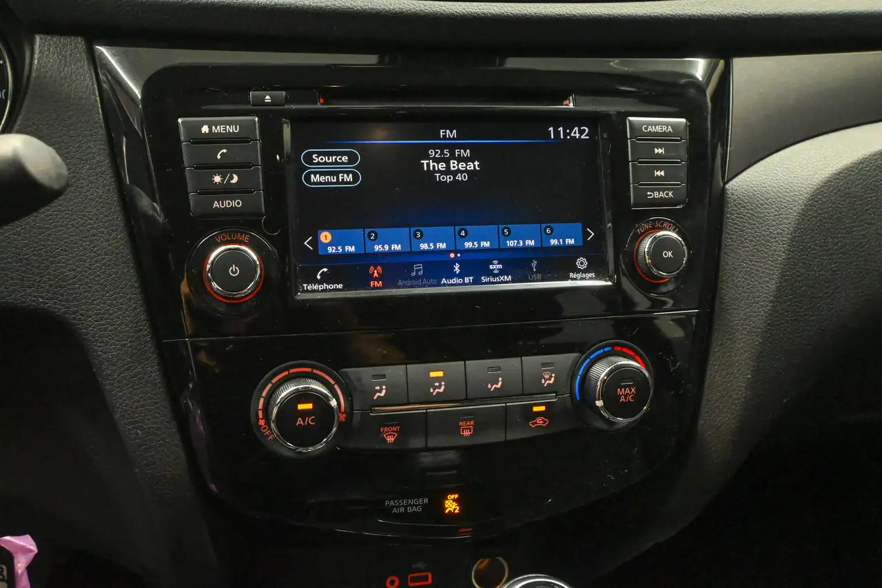 Nissan Qashqai снимка Nissan Qashqai