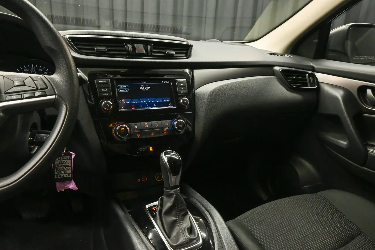 Nissan Qashqai снимка Nissan Qashqai