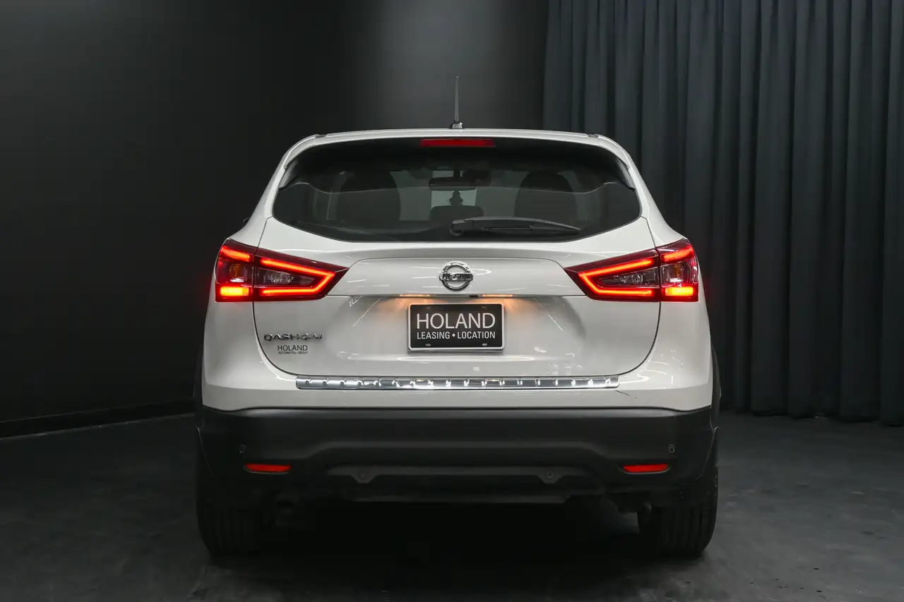 Nissan Qashqai снимка Nissan Qashqai