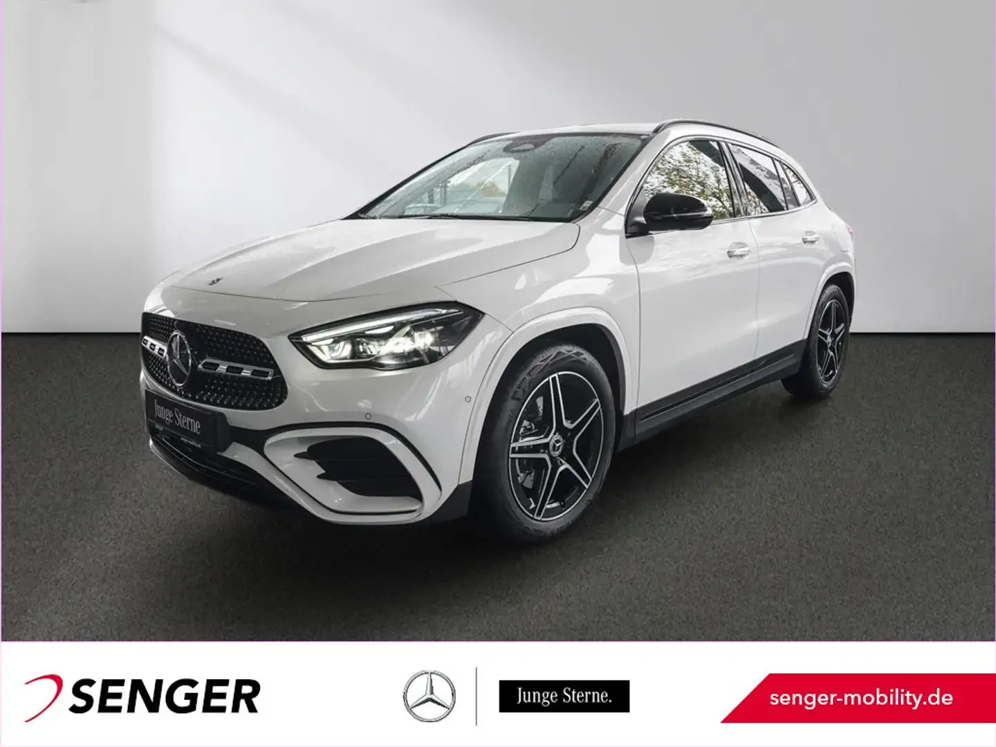 Mercedes-Benz GLA 180 AMG Ambiente Keyless Totwinkel 360° AHK Weiß - 1