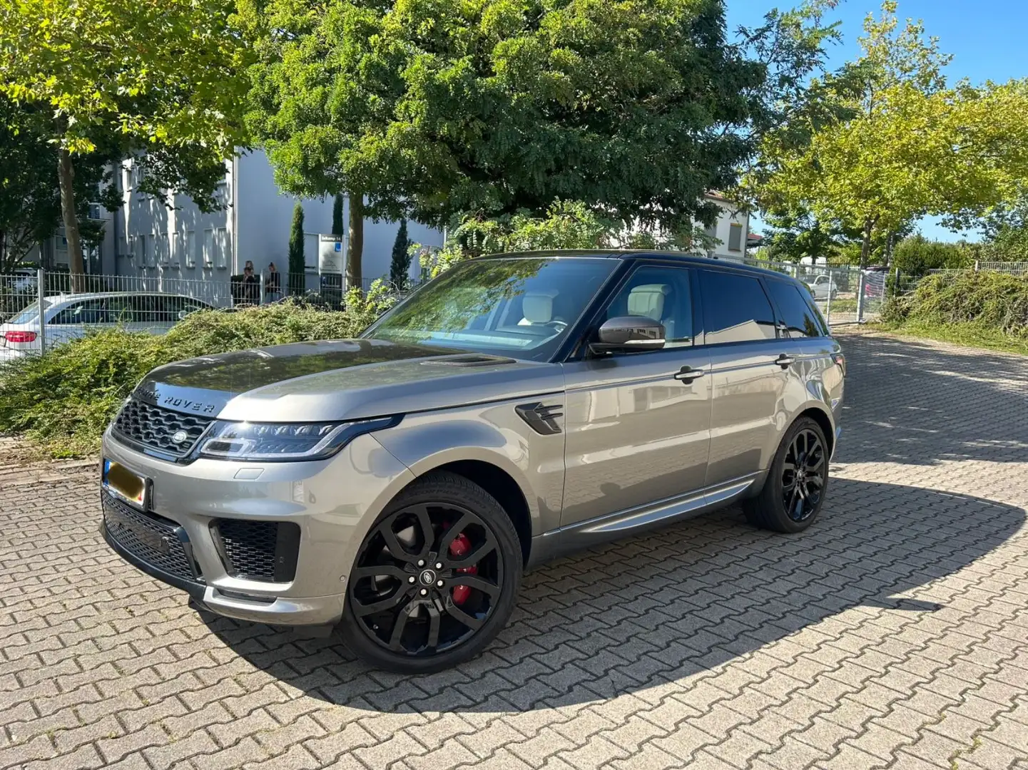 Land Rover Range Rover Sport 4.4 SDV8 Autobiography Carbon Grau - 1