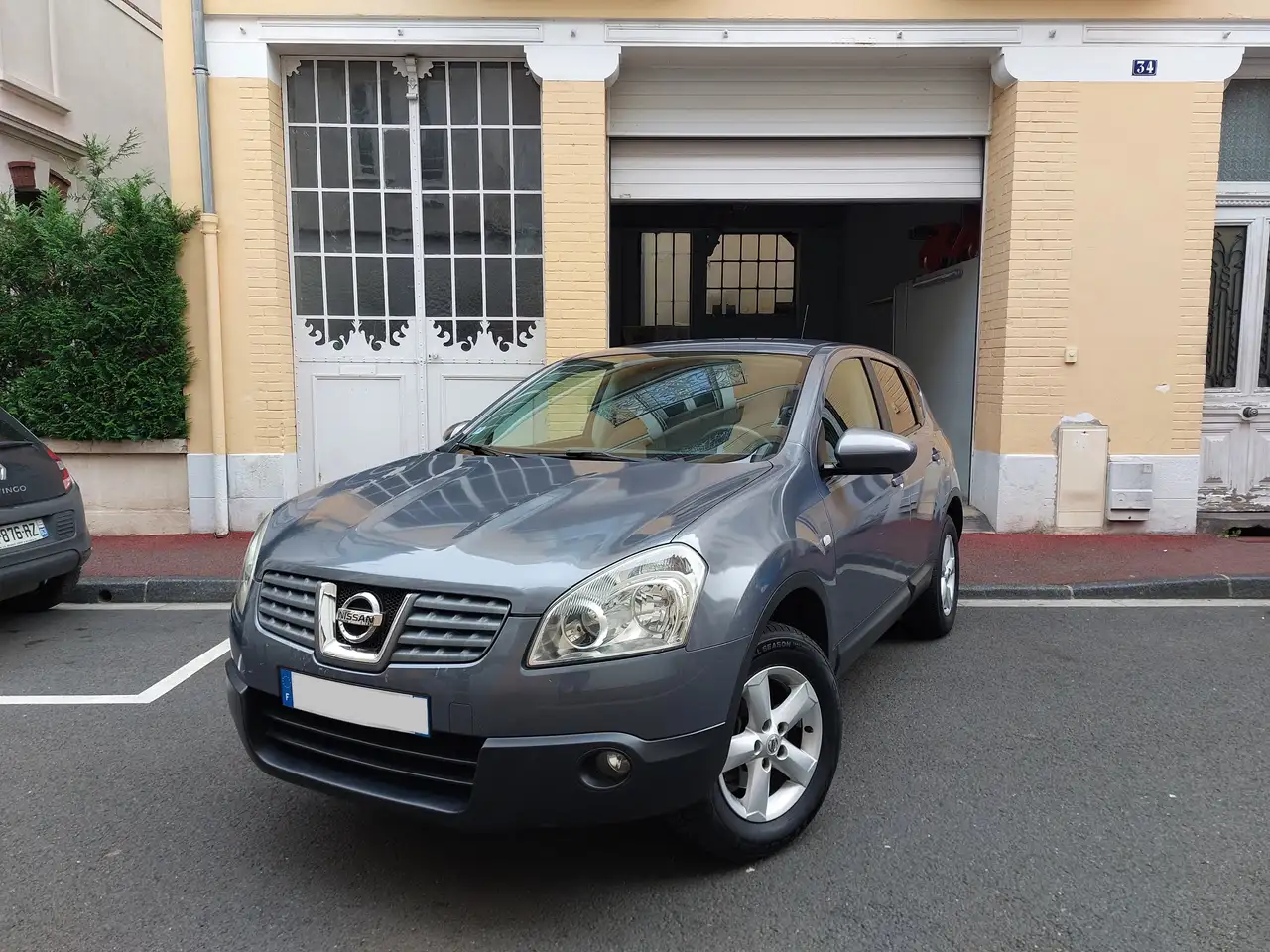 Nissan Qashqai 1.6 115ch Acenta BVM 1Ã¨re main FR, Crit