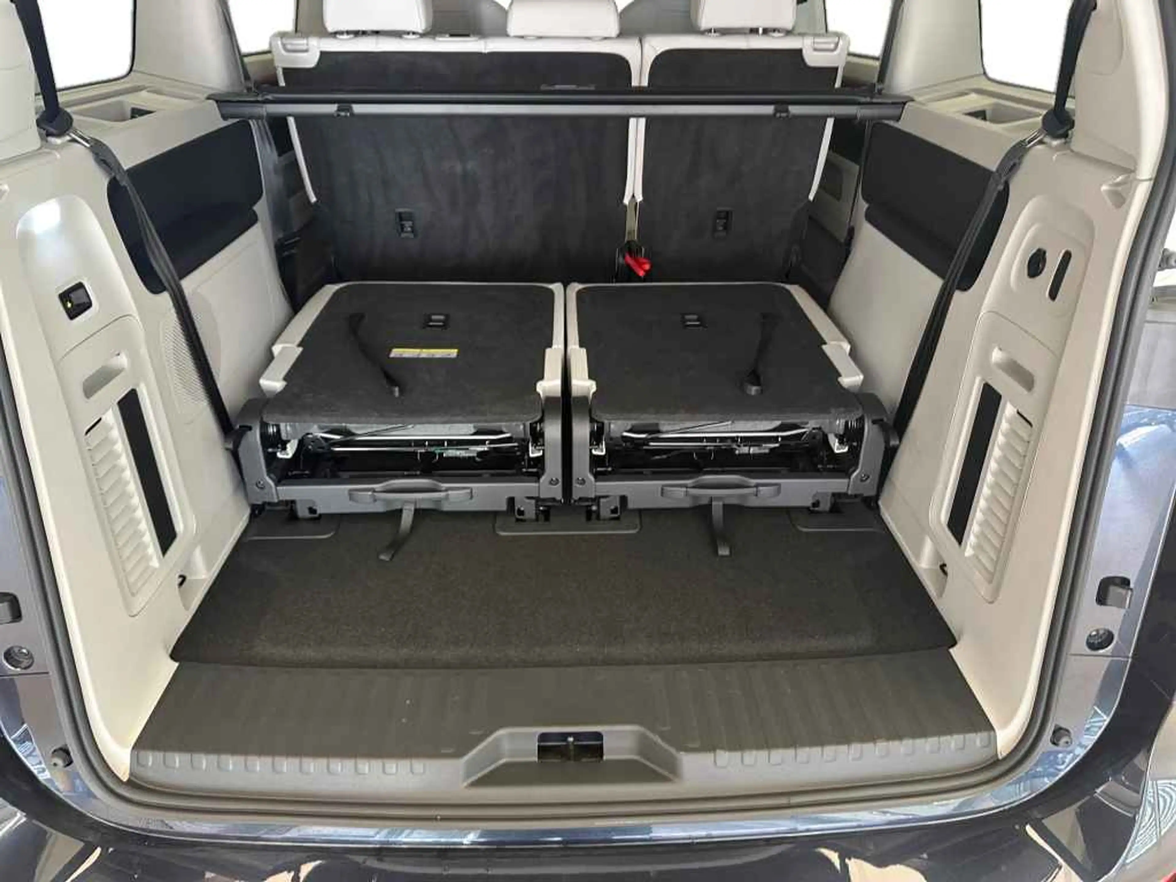 Volkswagen ID. Buzz ID.Buzz Pro LANG LR 7S 75 Jahre *AHK*WÄRME*AREA* — photo 9
