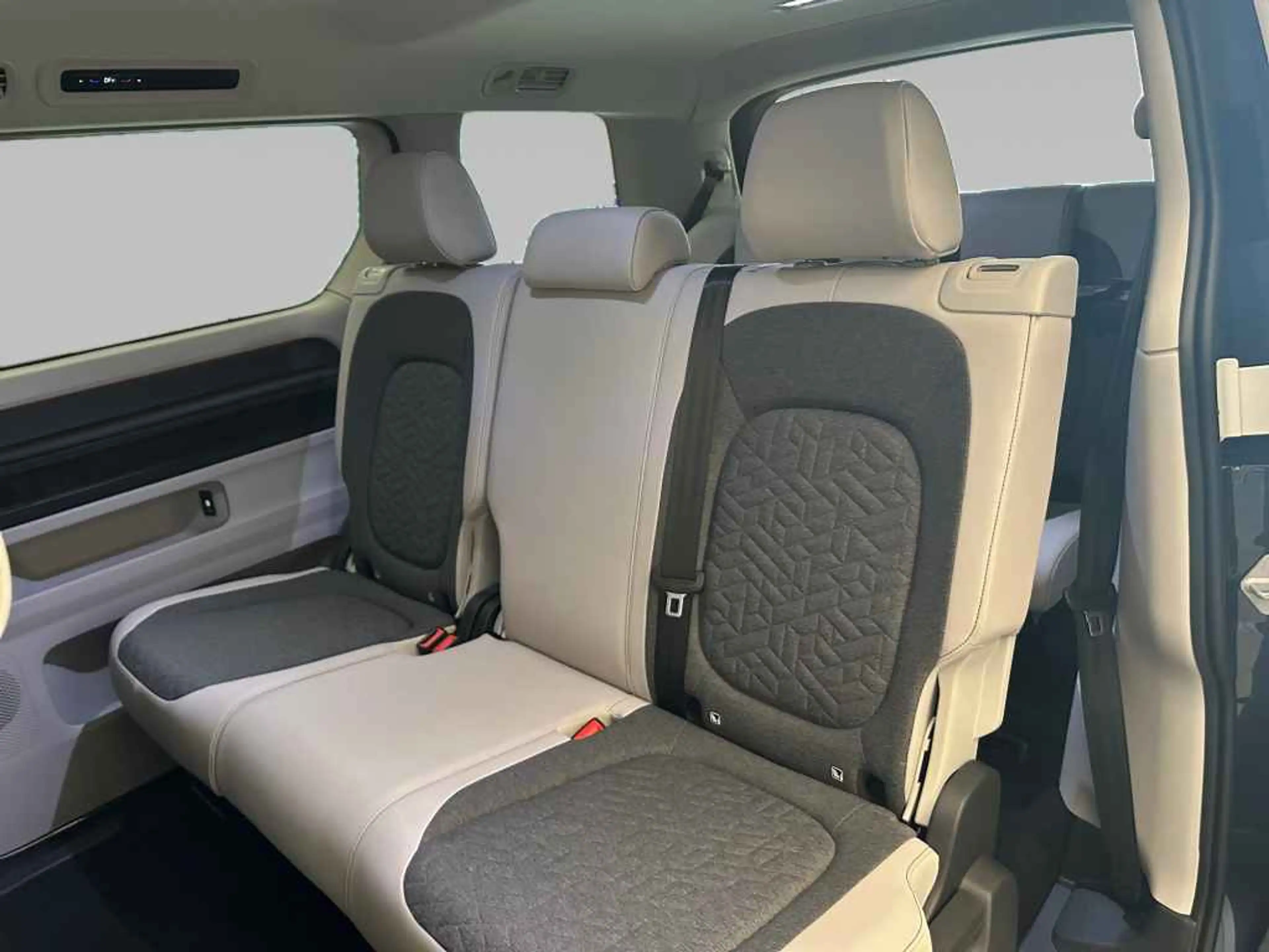 Volkswagen ID. Buzz ID.Buzz Pro LANG LR 7S 75 Jahre *AHK*WÄRME*AREA* — photo 13