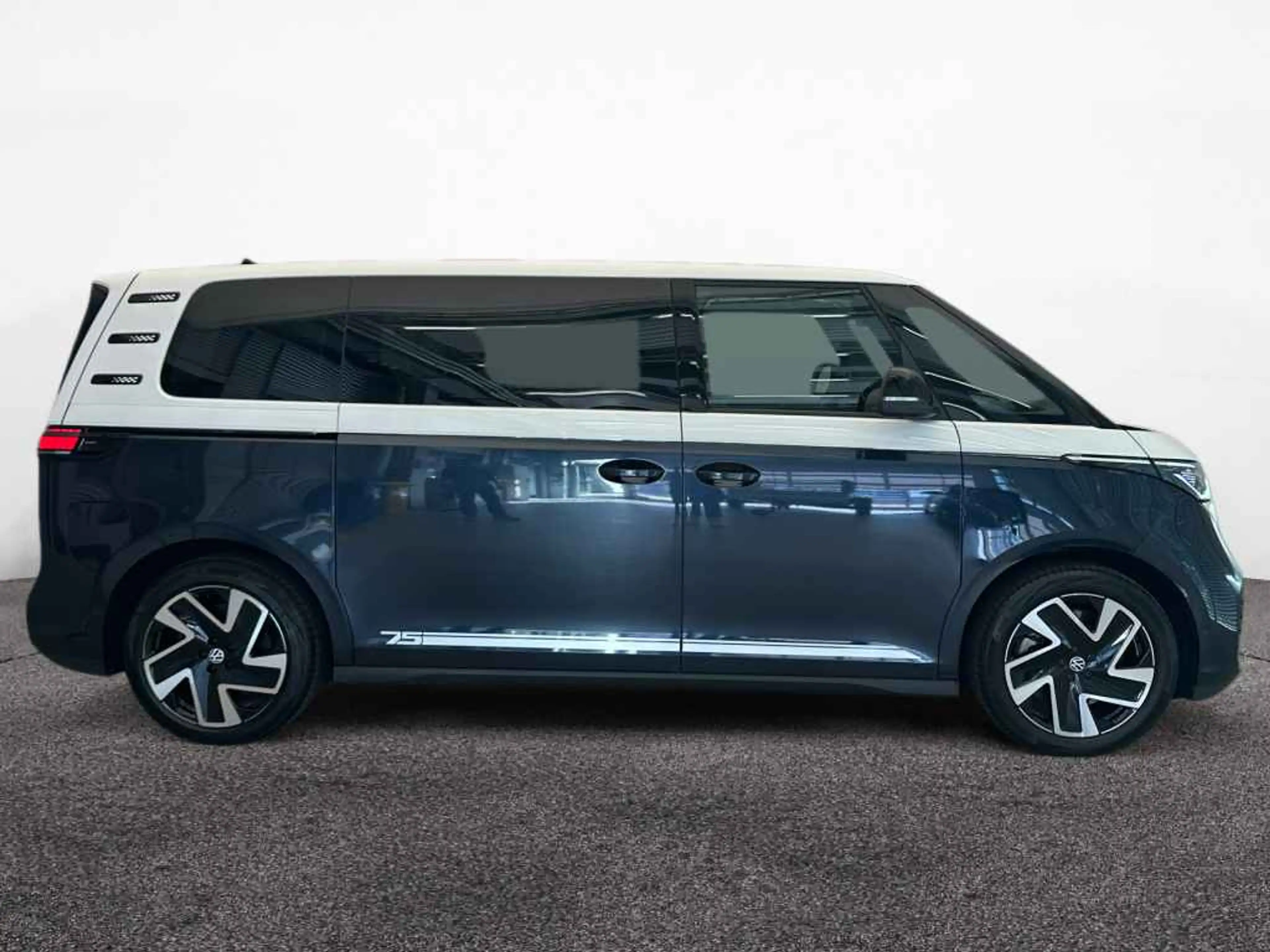 Volkswagen ID. Buzz ID.Buzz Pro LANG LR 7S 75 Jahre *AHK*WÄRME*AREA* — photo 6