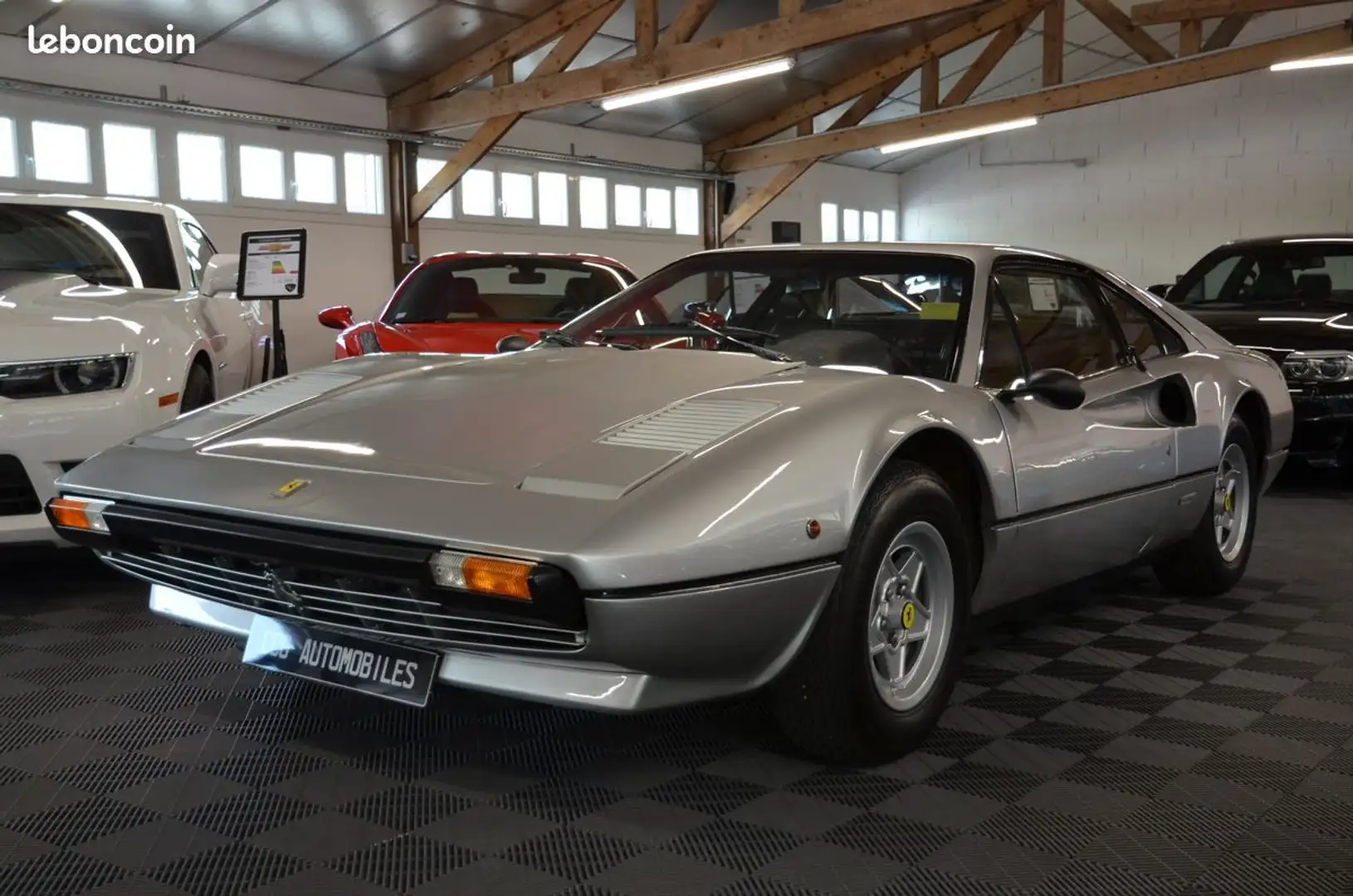 Ferrari 308 carburateur Grau - 1
