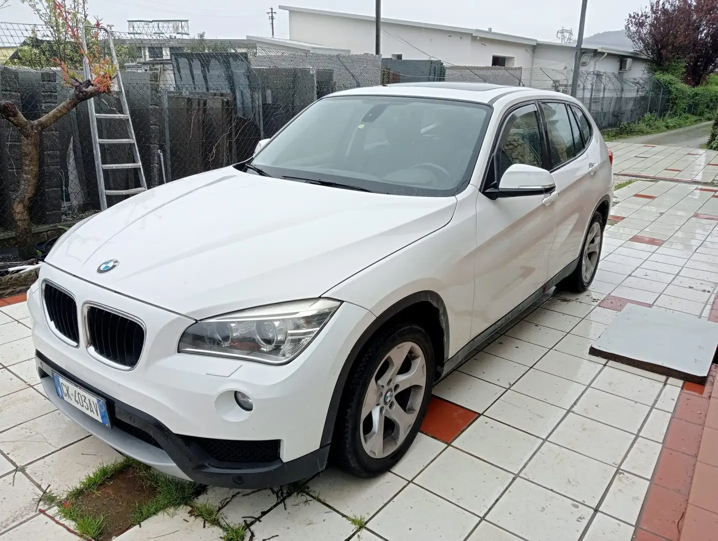 BMW X1 X1 E84 sdrive16d Biały - 1