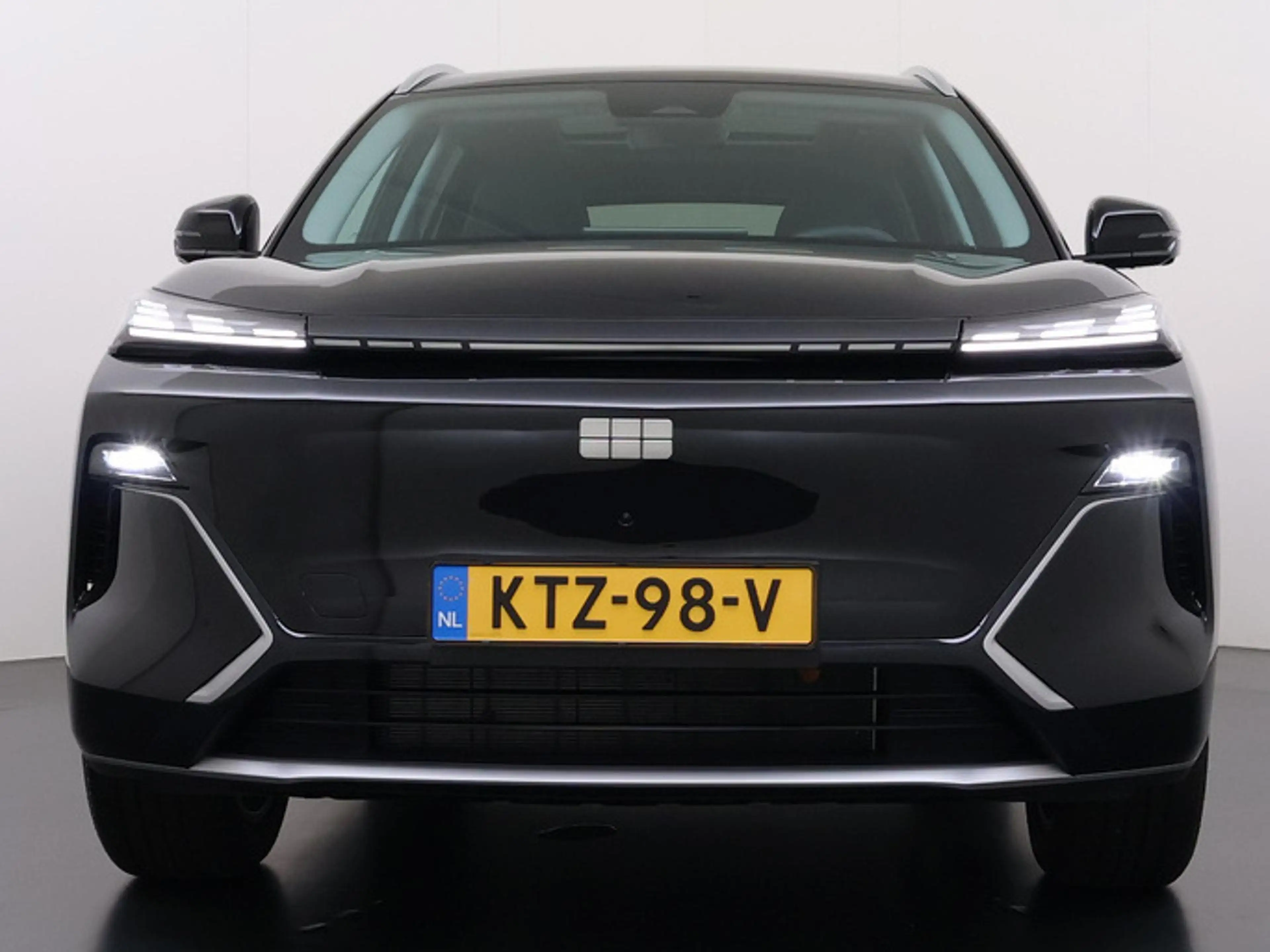 Geely Starray EM-i 1.5 Max+ 135KM Elektrisch/Pano/Massage/Leder/Direc — photo 2