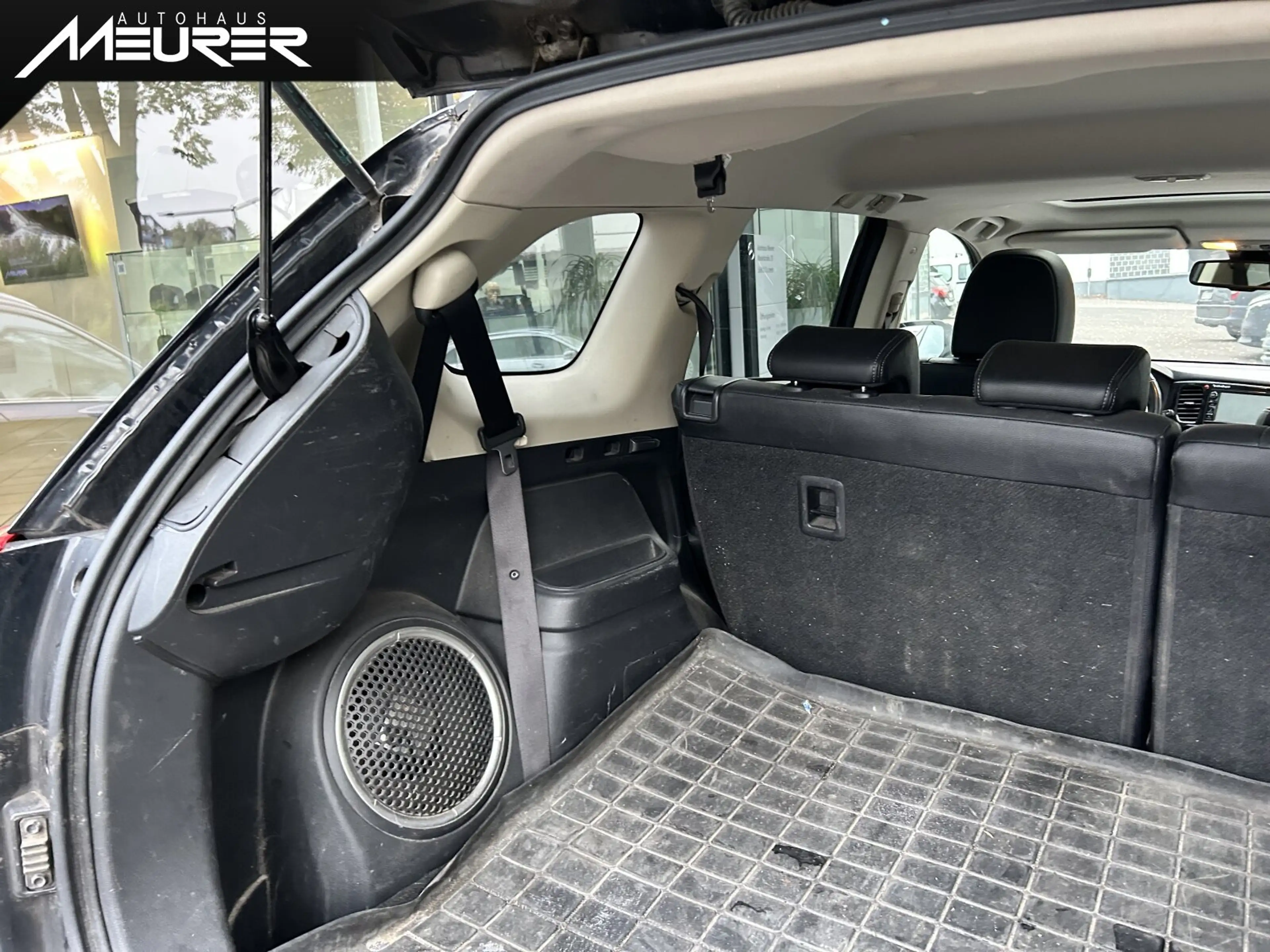 Mitsubishi Outlander Outlander 2.2 DI-D Top 4WD Nav/SHD/Händlerfahrz — photo 9