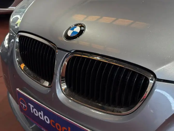 BMW Serie 3 320 d 2009, foto 5
