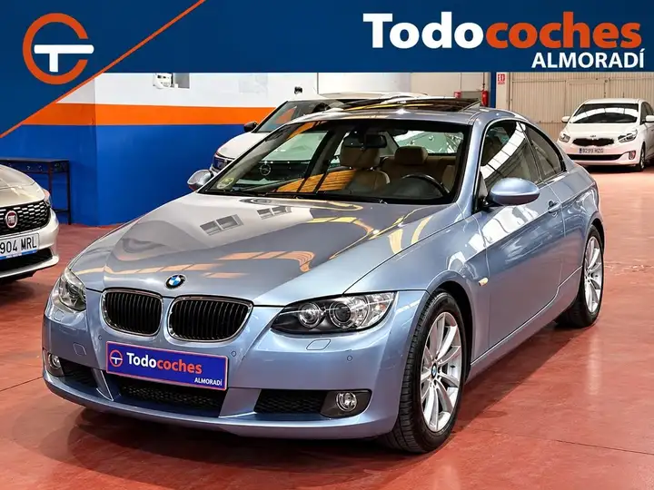 BMW Serie 3 320 d 2009
