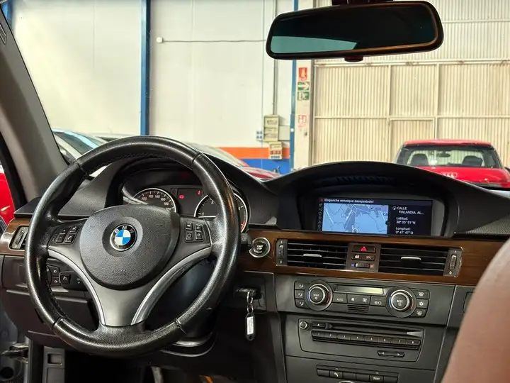 BMW Serie 3 320 d 2009, foto 20