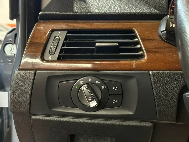 BMW Serie 3 320 d 2009, foto 27